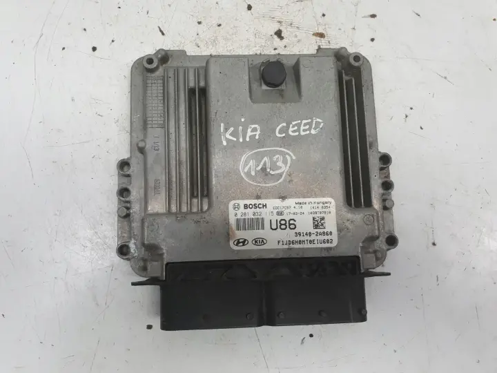 Kia Ceed II 1.6 CRDI STEROWNIK SILNIKA komputer 0281032115