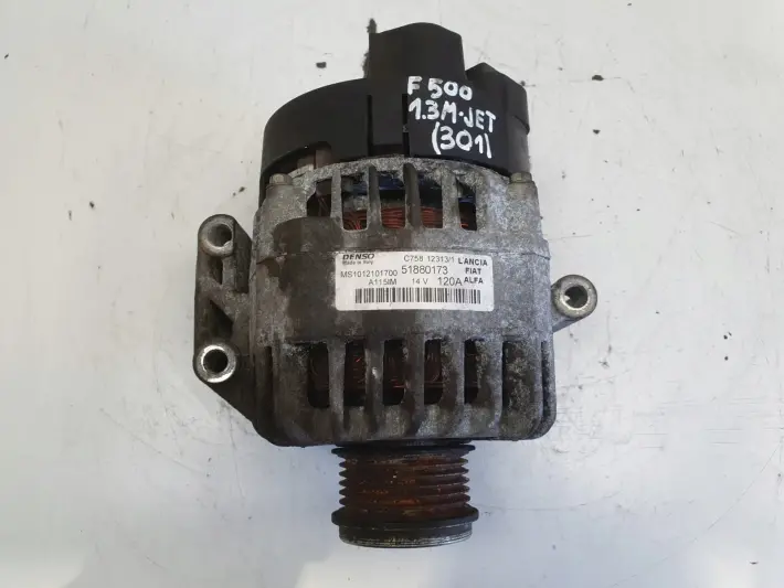 Fiat 500 1.3 MultiJet M-JET ALTERNATOR denso 51880173 120A