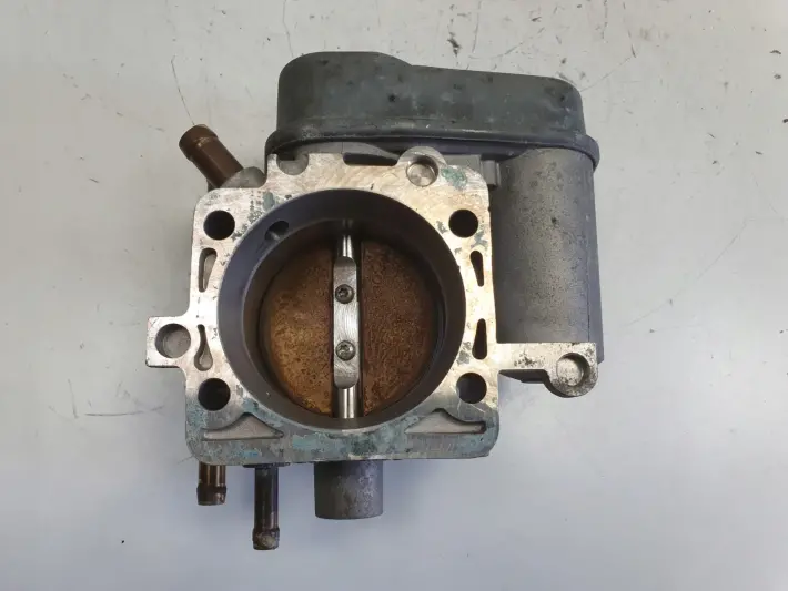 Opel Vectra C 1.8 16V PRZEPUSTNICA 09128518