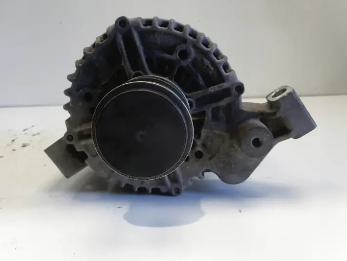 Volvo S60 II 2.0 T5 10-18r ALTERNATOR 0121715058
