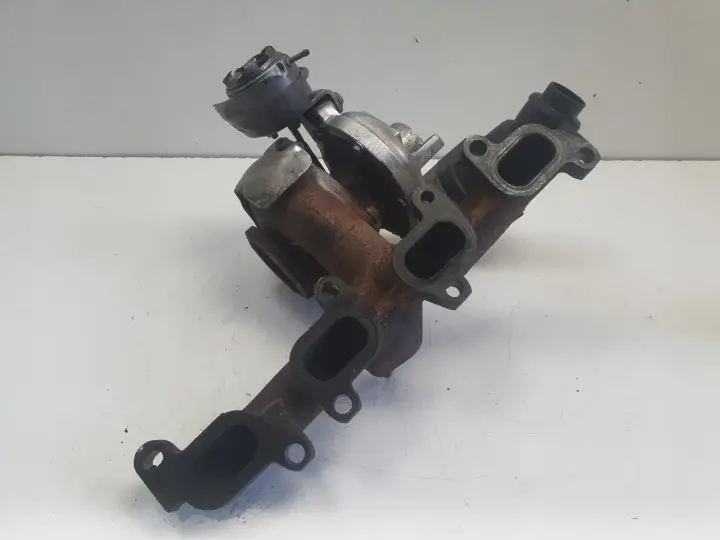 VW Touran 1.6 TDI TURBOSPRĘŻARKA turbo 03L253016T
