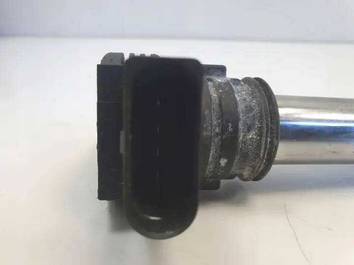 Audi A4 B7 2.0 TFSI CEWKA ZAPŁONOWA 07K905715F