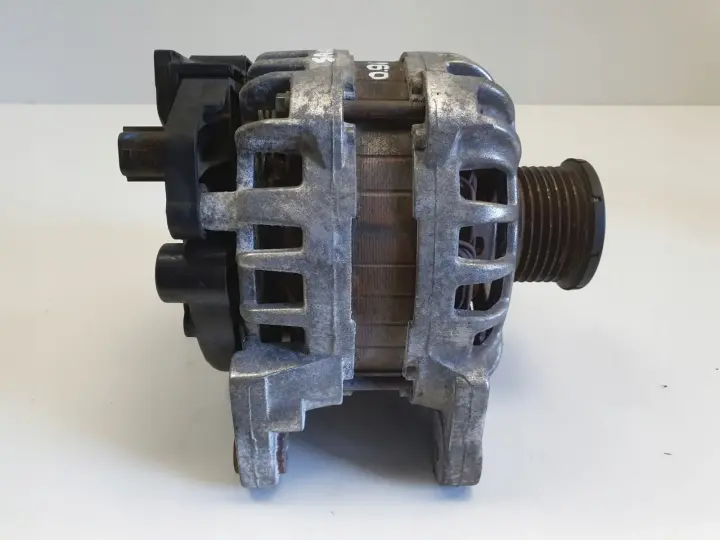 Dacia Sandero 0.9 TCe ALTERNATOR 231002854R