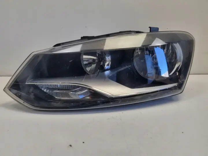 VW Polo V 6R 09-14r PRZEDNIA LAMPA LEWA lewy przód anglik 6R2941007E