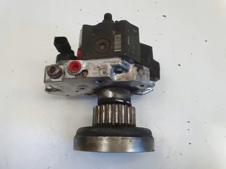Audi A6 C6 2.7 TDI POMPA WTRYSKOWA paliwa 0445010090