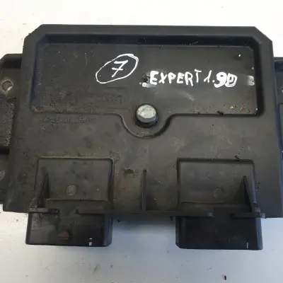 Expert I lift 1.9 D STEROWNIK SILNIKA R04080028C