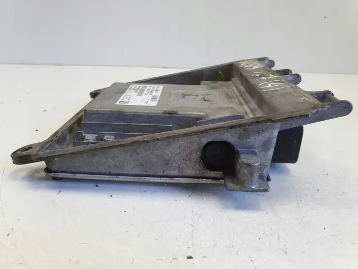 Mercedes W169 1.7 8V STEROWNIK SILNIKA komputer A2661538879 5WK90957