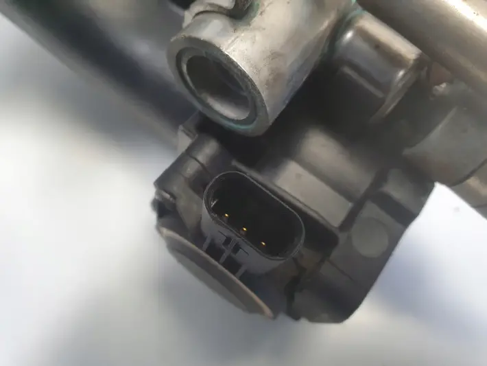 Audi A4 B8 2.0 TFSI KOLEKTOR SSĄCY 06H133185T