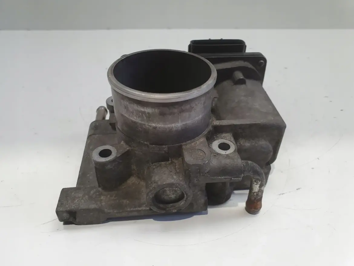 Mazda 6 II GH 2.2 CITD PRZEPUSTNICA R2AA136B0