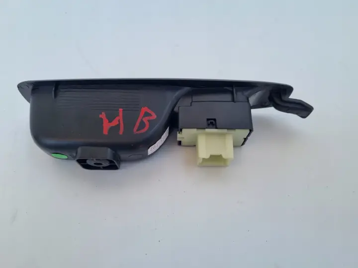 Renault Megane IV Clio IV PRZEŁĄCZNIK SZYB panel włącznik prawy 829507217R