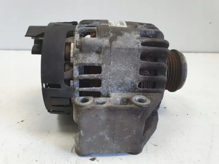 Fiat 500 1.3 MultiJet M-JET ALTERNATOR denso 51880173 120A