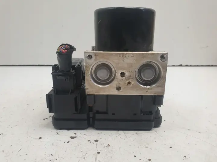 Volvo V70 III S80 II POMPA ABS Sterownik 31329139