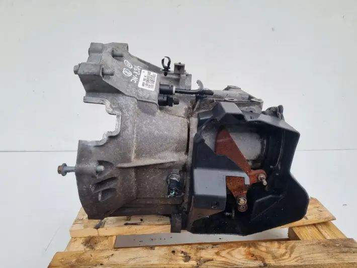 Ford Focus MK2 1.8 16V SKRZYNIA BIEGÓW 4M5R-7002-NC manualna MANUAL