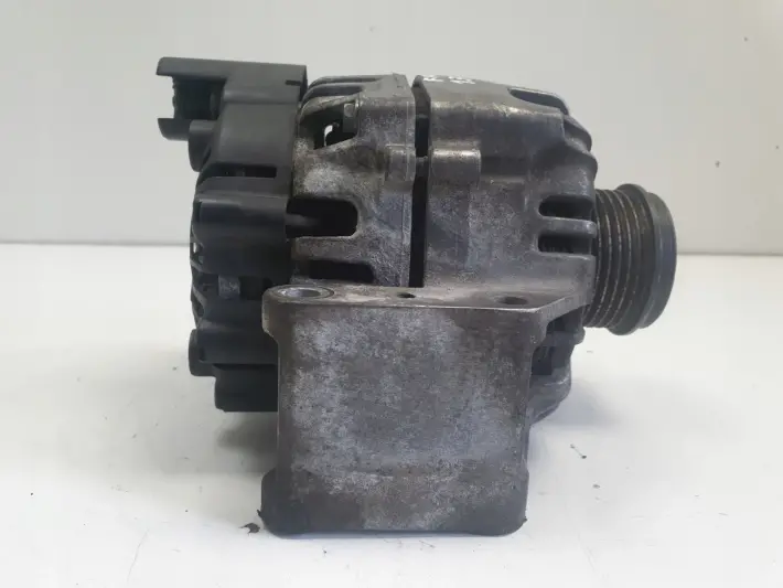 Fiat Fiorino 1.3 MJET JTD ALTERNATOR 90A 46823547 valeo
