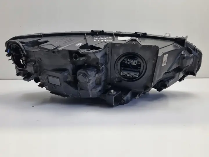 Volvo S90 V90 II PRZEDNIA LAMPA LEWA lewy przód MID LED EUROPA 31655197