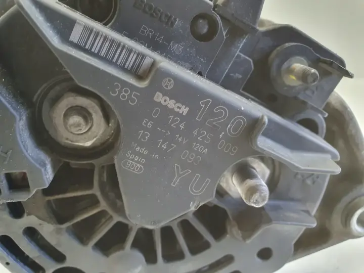 Opel Astra II G 1.8 16V ALTERNATOR bosch 0124425009 YU 120A