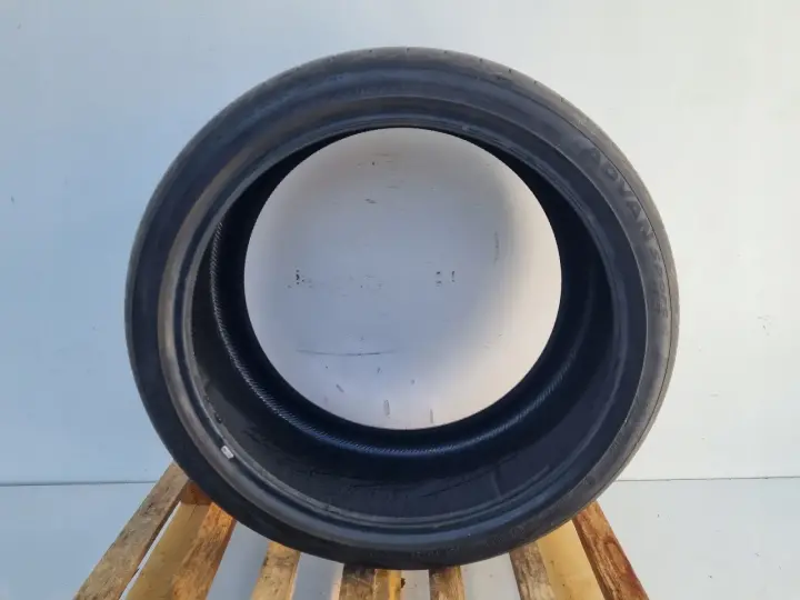 Porsche Cayenne III OPONA LETNIA Yokohama Advan Sport V105 315/30 R22 2023r
