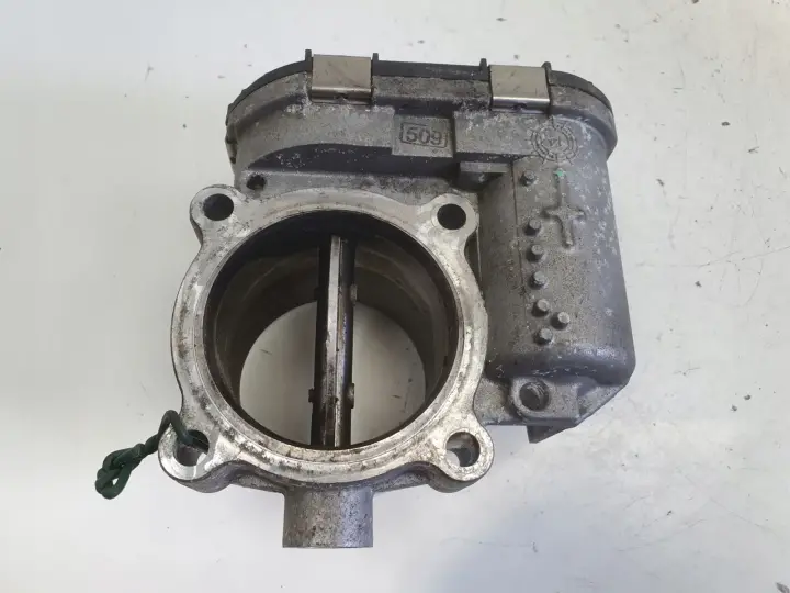 Volvo S40 II V50 2.4 D5 PRZEPUSTNICA 31216665 0280750520
