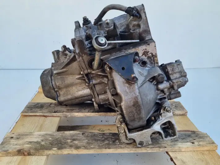 Citroen Berlingo II 1.6 HDI MANUALNA SKRZYNIA BIEGÓW manual 20DP37