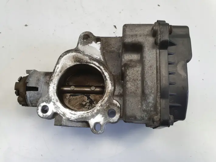 Peugeot 206 1.4 8V PRZEPUSTNICA 9640796280