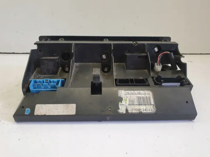 Renault Safrane PANEL NAWIEWU 7700424512