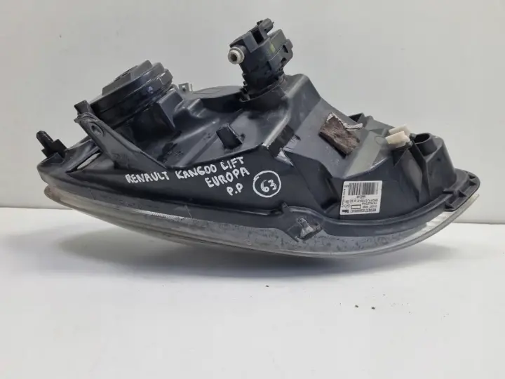 Renault Kangoo LIFT 03-08r PRZEDNIA LAMPA PRAWA PRAWY PRZÓD 8200589037