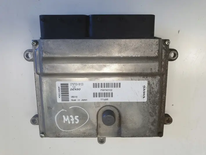 Volvo V50 2.4 I KOMPUTER SILNIKA sterownik 079700-9133 P30743102