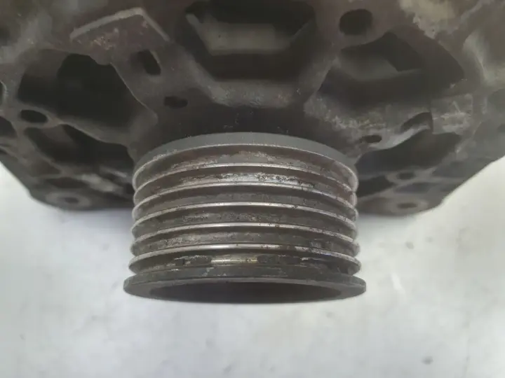 Renault Master II 2.5 DCI ALTERNATOR SG12B122