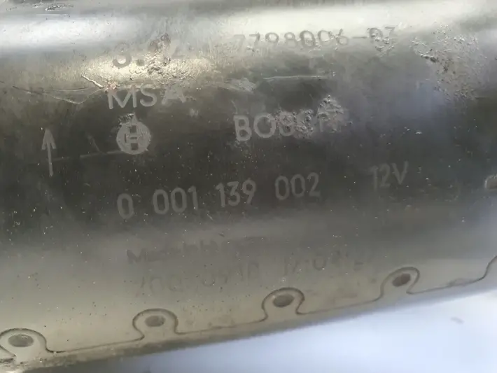 BMW E60 2.0 D ROZRUSZNIK 0001139002 bosch