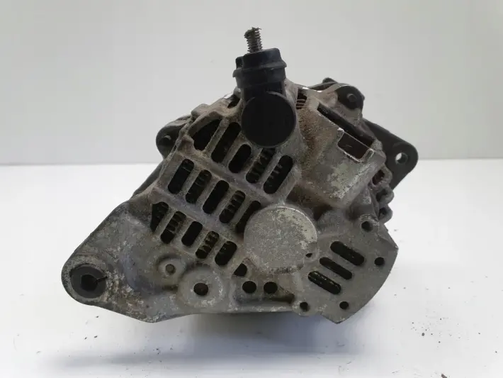 Subaru Legacy II 2.2 B ALTERNATOR 23700AA220 A2T37391