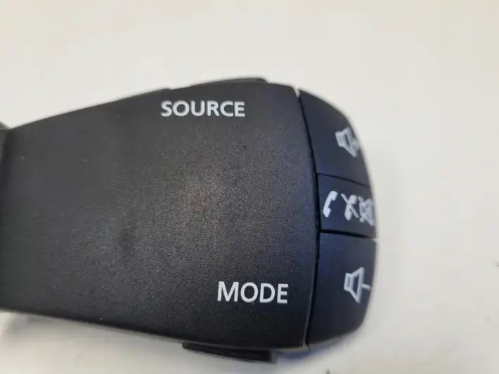 Dacia Duster II Sandero MANETKA RADIA Przełącznik 255522187R