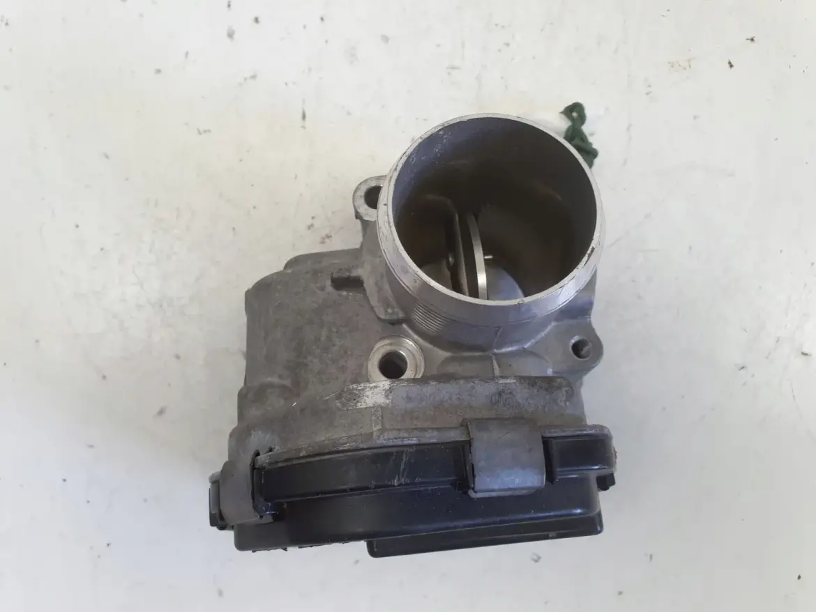 Volvo V60 S60 II 1.6 D2 PRZEPUSTNICA 28275019 9673534480