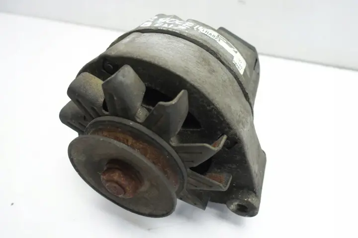 Mercedes W123 280CE 2.8 ALTERNATOR oryginał