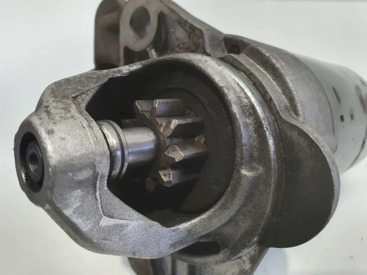 Mini One R50 R53 1.6 16V ROZRUSZNIK bosch 0001106019