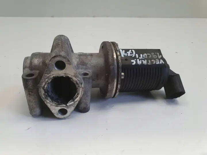 Opel Vectra C 1.9 CDTI ZAWÓR EGR