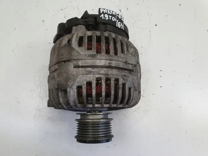 Audi A3 II 8P 1.9 TDI ALTERNATOR BOSCH