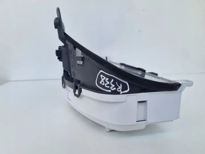 Volvo XC60 I V60 I S60 II 2.0 D3 LICZNIK ZEGARY Europa 31343325AA diesel