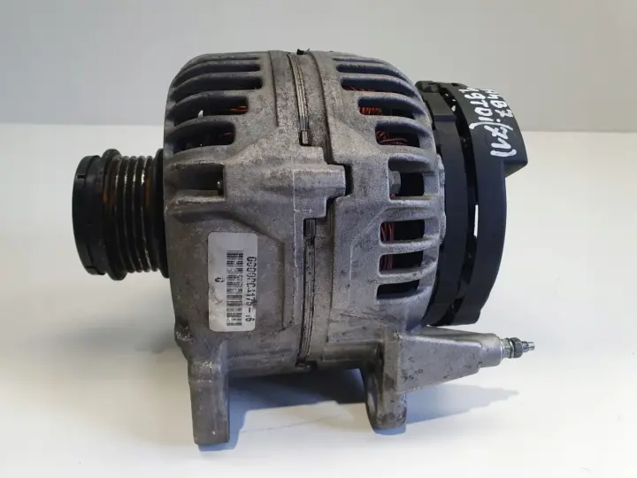 Audi A4 B7 1.9 TDI ALTERNATOR BOSCH