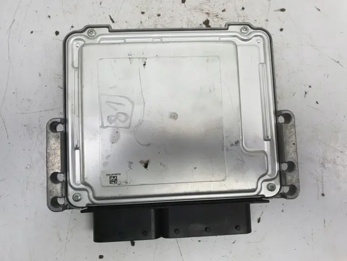 Volvo XC40 1.5 H STEROWNIK SILNIKA komputer 32360463