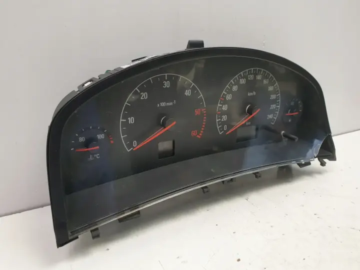 Opel Vectra C 2.0 DTI LICZNIK Zegary 13140895RQ Eu
