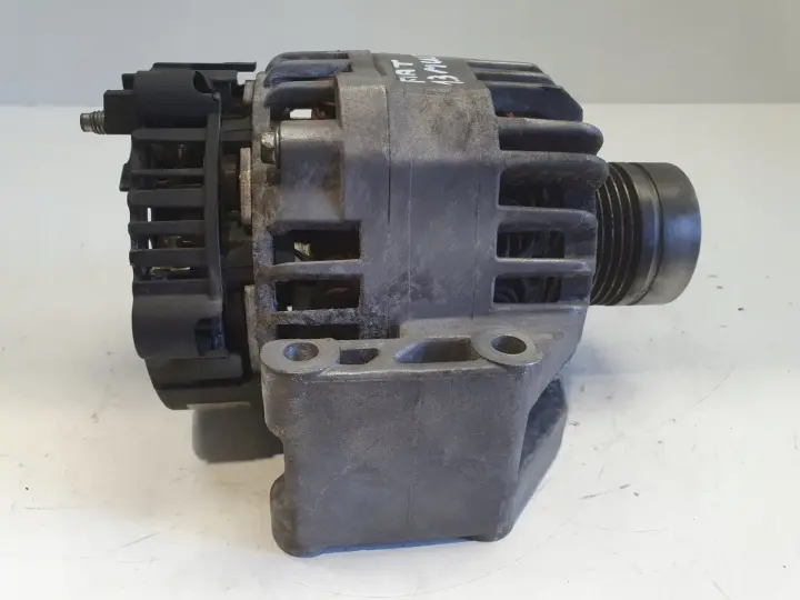 Fiat Doblo II 1.3 M-JET ALTERNATOR DENSO