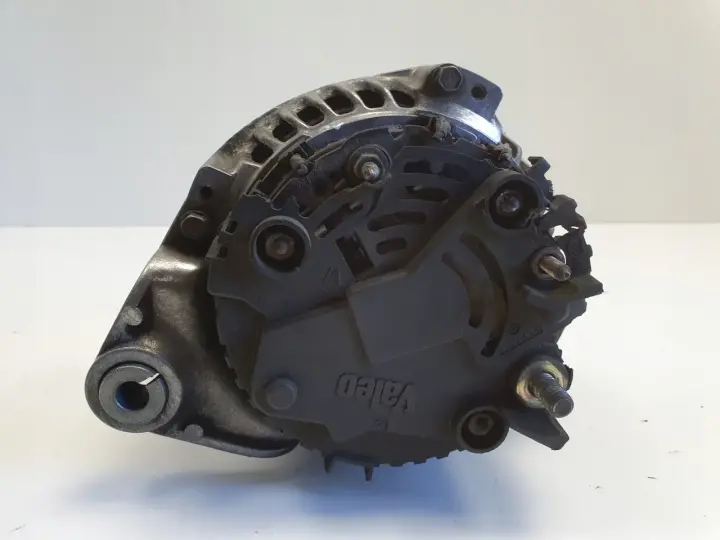 Audi A6 C4 2.5 TDI ALTERNATOR valeo 059903015F