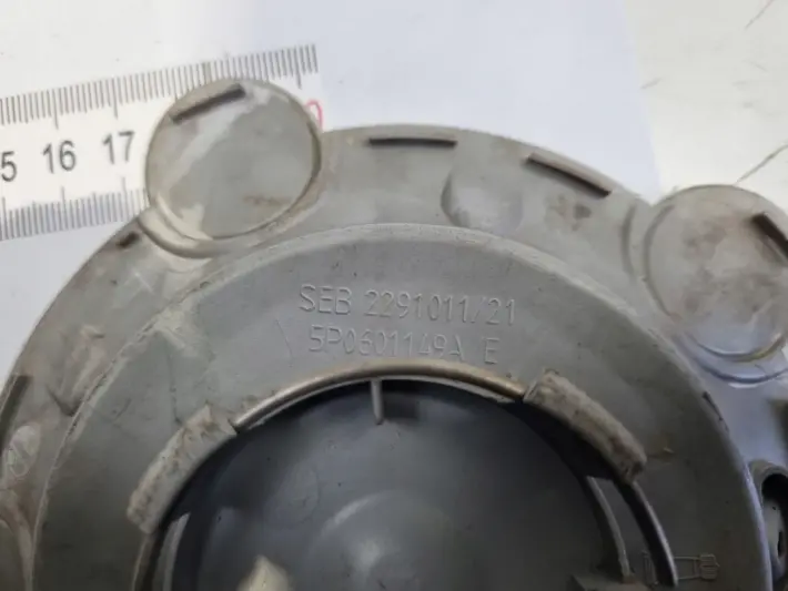 Seat DEKIELEK FELGI Kapsel kołpak 5P0601149A 145mm