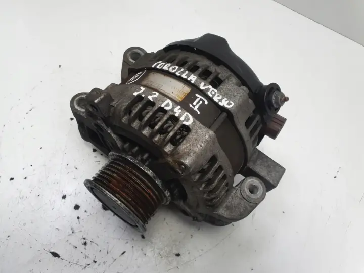 Toyota Avensis T25 2.0 D4D ALTERNATOR denso 104210-4521