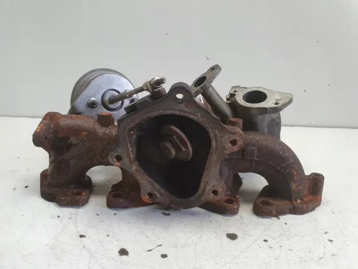 Volvo V60 2.0 D4 TURBOSPRĘŻARKA turbo 31397999 31361655