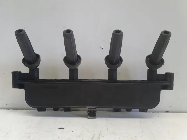 Peugeot 206 1.1 8V CEWKA ZAPŁONOWA 9635864980