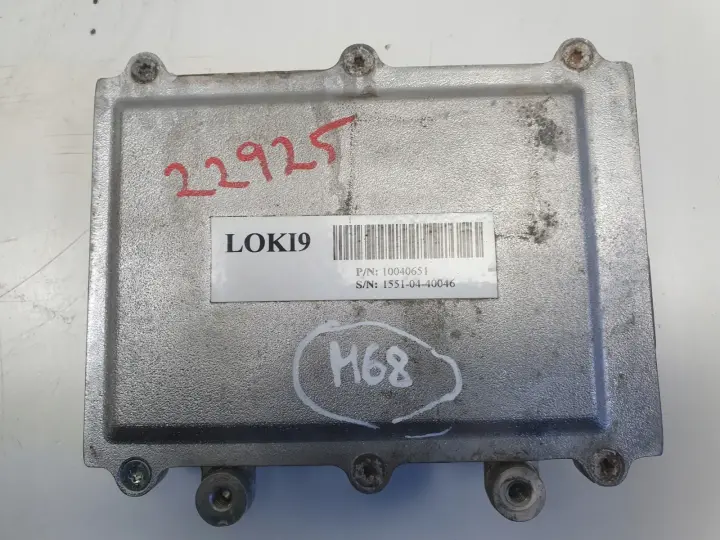 Volvo V90 16- 2.0i KOMPUTER SILNIKA sterownik 10040651