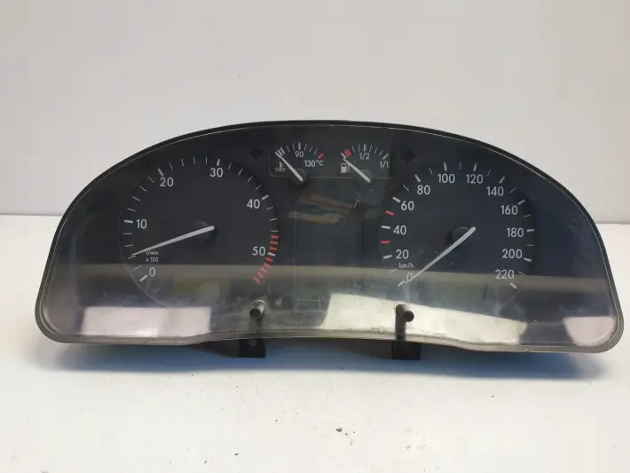 Vw Passat B5 1.9 TDI LICZNIK ZEGARY automat Europa