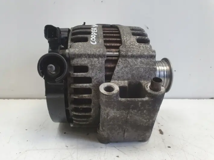 Mini Cooper R56 1.6 16V VTi ALTERNATOR 0121615012 bosch