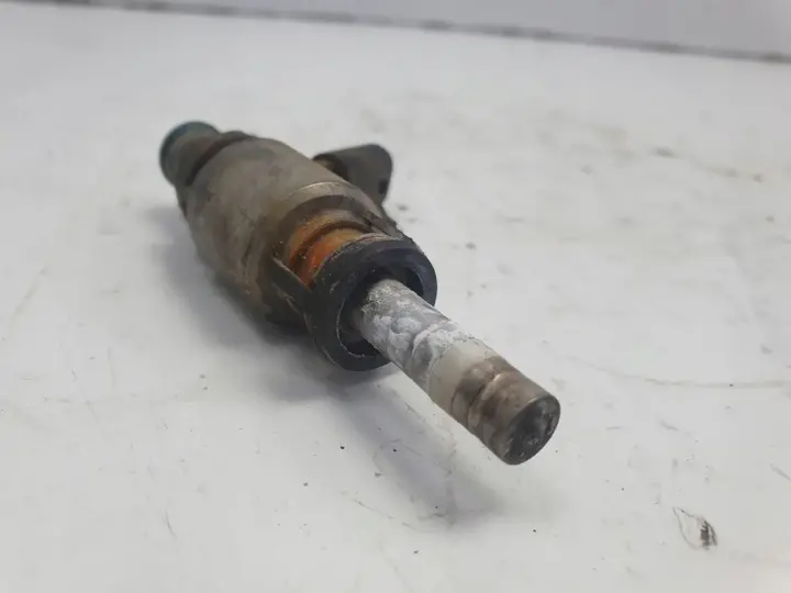 Audi A3 II 8P 2.0 TFSI WTRYSKIWACZ 06G906036B wtrysk